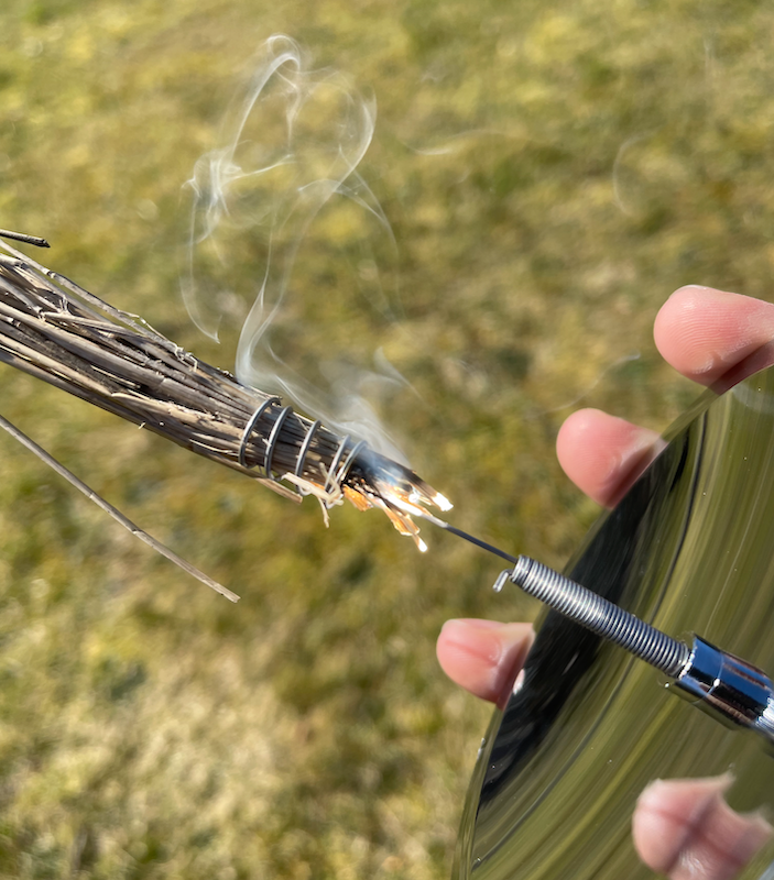 parabol lighter